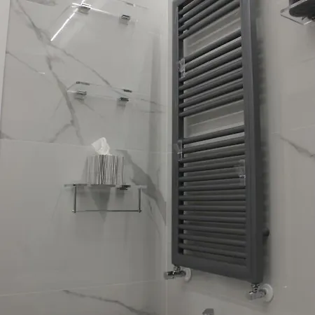 Sdl Luxury Al Pavone *